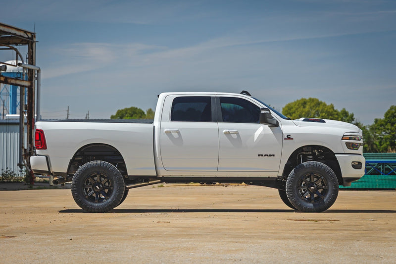 ラフカントリー 5インチリフトキット フロントドライブシャフト付 10ボルトTケース ラム 3500 4WD (2025-2026)