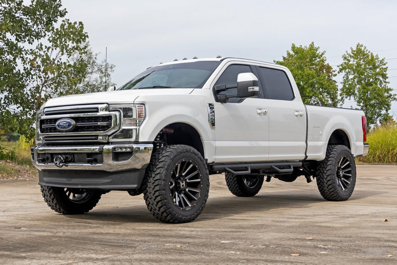 ラフカントリー ナーフステップ キャブレングス クルーキャブ フォード F-150/Lightning/F-250/F-350/Raptor (2015-2026)