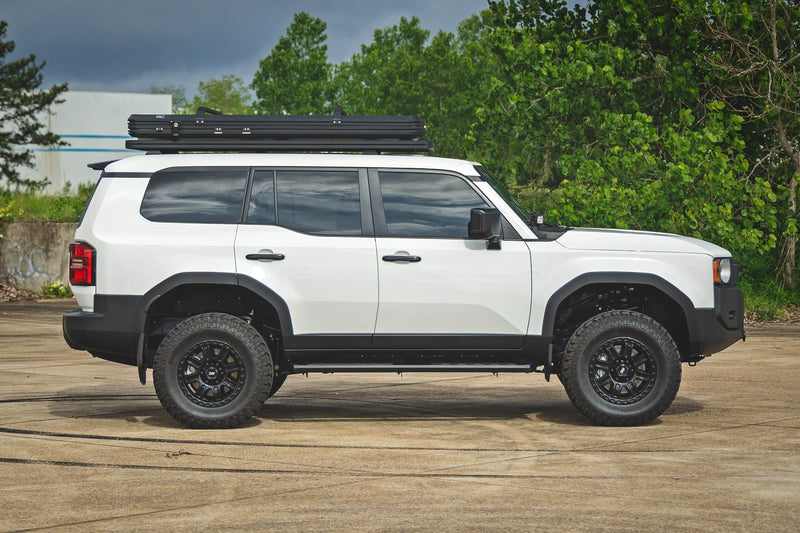 ラフカントリー BA2 ランニングボード サイドステップ | トヨタ Land Cruiser 4WD (2024-2026)