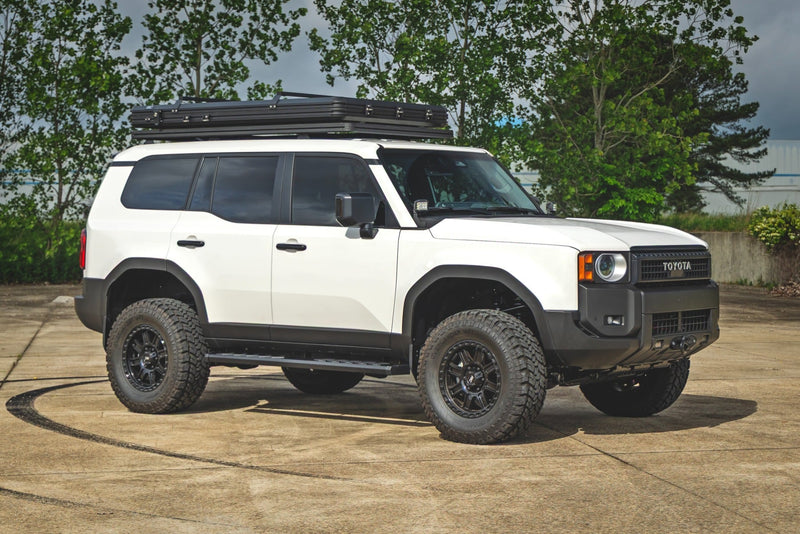 ラフカントリー BA2 ランニングボード サイドステップ | トヨタ Land Cruiser 4WD (2024-2026)