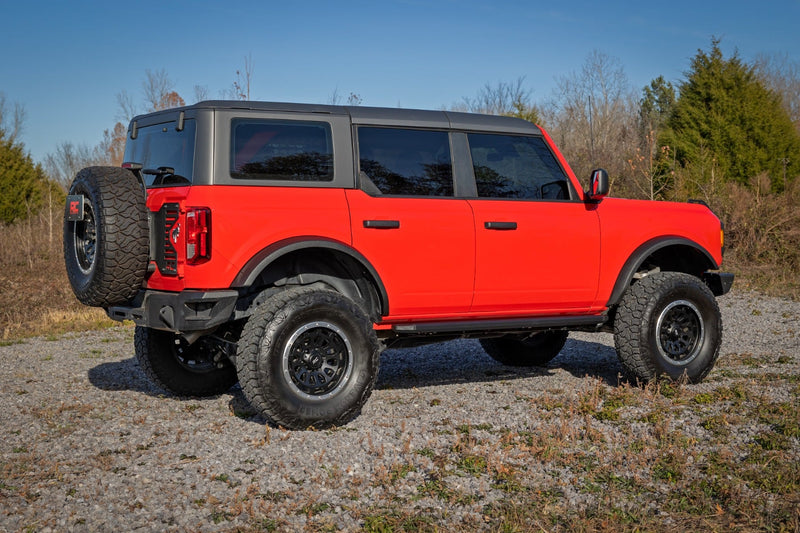 ラフカントリー マルチカラーLEDランニングボード 4ドア フォード Bronco 4WD (2021-2026)