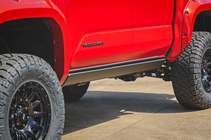 ラフカントリー HT-Series パワーランニングボード ダブルキャブ トヨタ タコマ 2WD/4WD 2024-2026