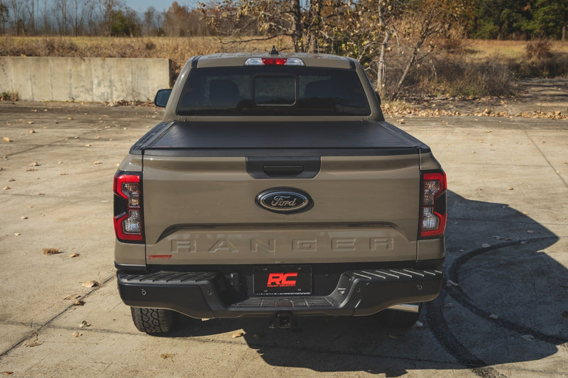 ラフカントリー ハードロールアップ トノーカバー | 5フィート荷台 | フォード Ranger 2WD/4WD (2024-2025)