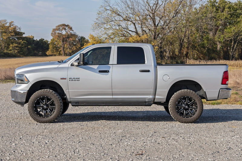 ラフカントリー HD2 ランニングボード ラム 1500/2500/3500 2WD/4WD 2009-2026