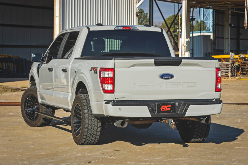 ラフカントリー HT-Series パワーランニングボード フォード F-150/Lightning/Raptor/F-250/F-350 (2015-2026)