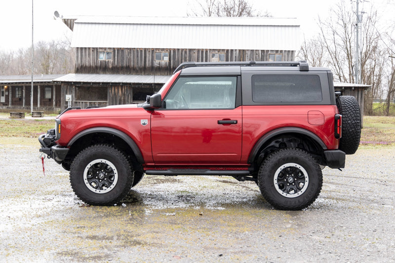 ラフカントリー オーバルナーフステップ 2ドア ブラック フォード Bronco 2021-2026