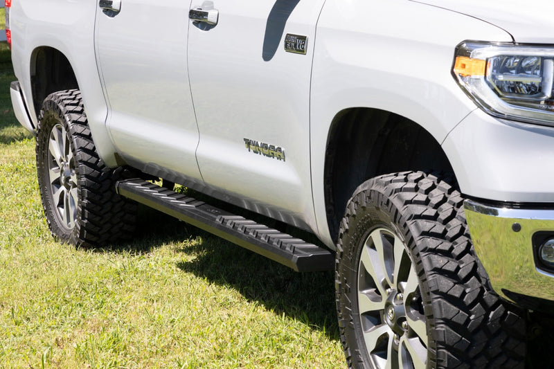 ラフカントリー BA2 ランニングボード サイドステップ クルーキャブ トヨタ Tundra 2WD/4WD 2007-2021