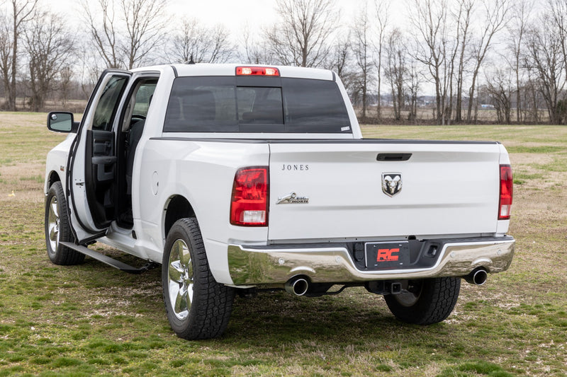 ラフカントリー パワーランニングボード デュアル電動モーター ラム 1500 2WD/4WD (2009-2024)