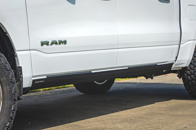 ラフカントリー Trail Cladding ロッカーシルプレート ラム 1500 2WD/4WD 2019-2026