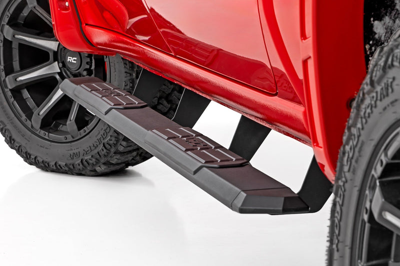 ラフカントリー TR2 ランニングボード シボレー/GMC 1500/2500HD/3500HD (2019-2026)