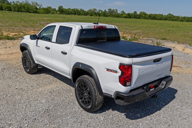 ラフカントリー ソフトロールアップ トノーカバー 5フィートベッド シボレー Colorado / GMC Canyon 2WD/4WD (2015-2026)