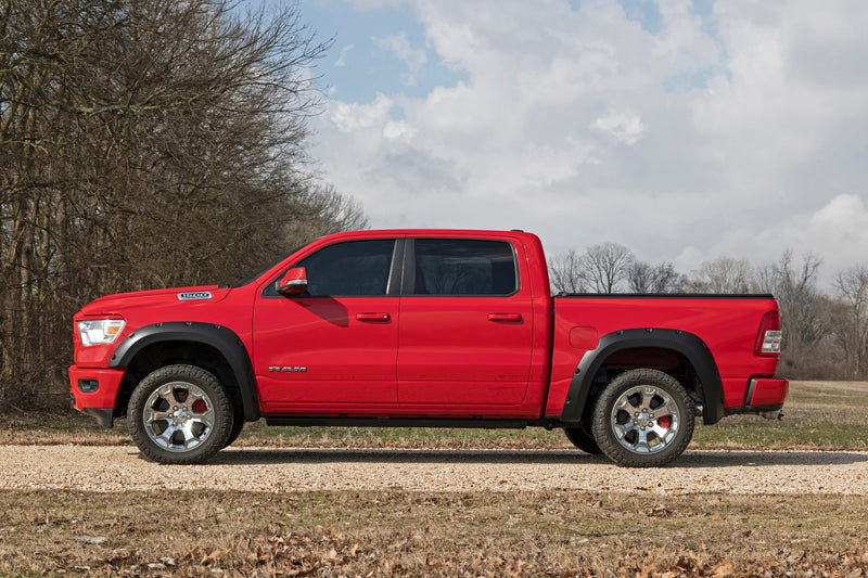 ラフカントリー キャリパーカバー フロント&リア レッド | ラム 1500 2WD/4WD (2019-2026)