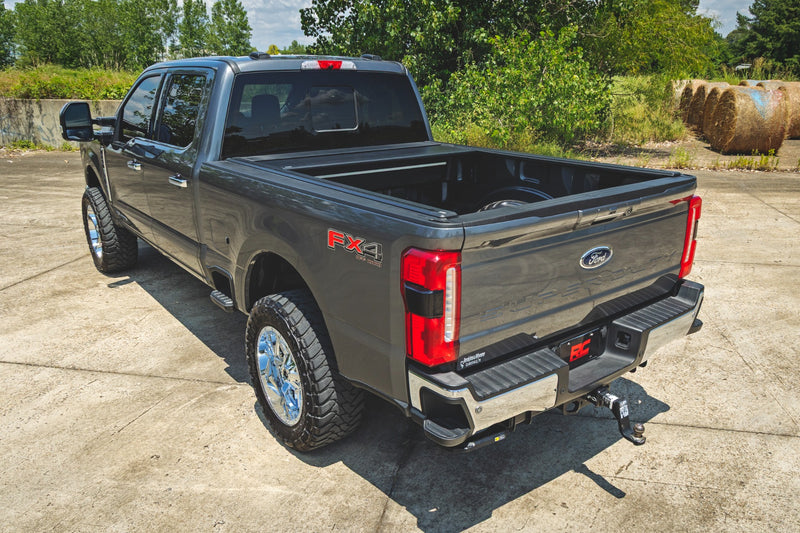 ラフカントリー 電動リトラクタブルベッドカバー 6'10" ベッド フォード F-250/F-350 Super Duty (2017-2026)
