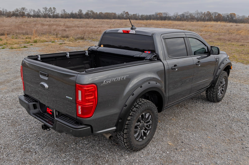 ラフカントリー ソフトロールアップトノーカバー 5フィートベッド フォード Ranger 2WD/4WD 2019-2023
