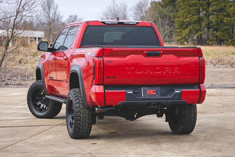 ラフカントリー マルチカラーLEDランニングボード クルーマックス トヨタ Tundra 2WD/4WD 2022-2026