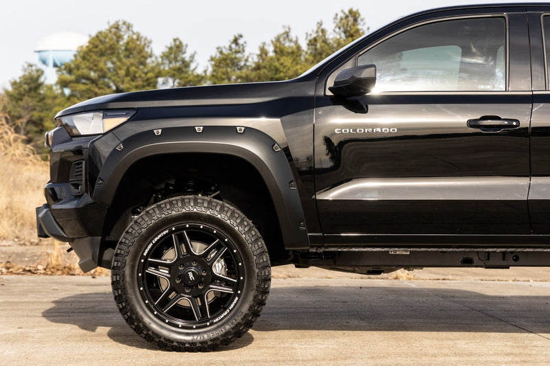 ラフカントリー ポケットフェンダーフレア シボレー Colorado 2WD/4WD 2023-2026