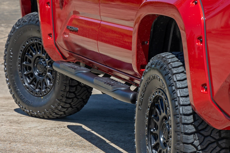 ラフカントリー オーバルナーフステップ ダブルキャブ ブラック トヨタ タコマ 2WD/4WD (2024-2026)