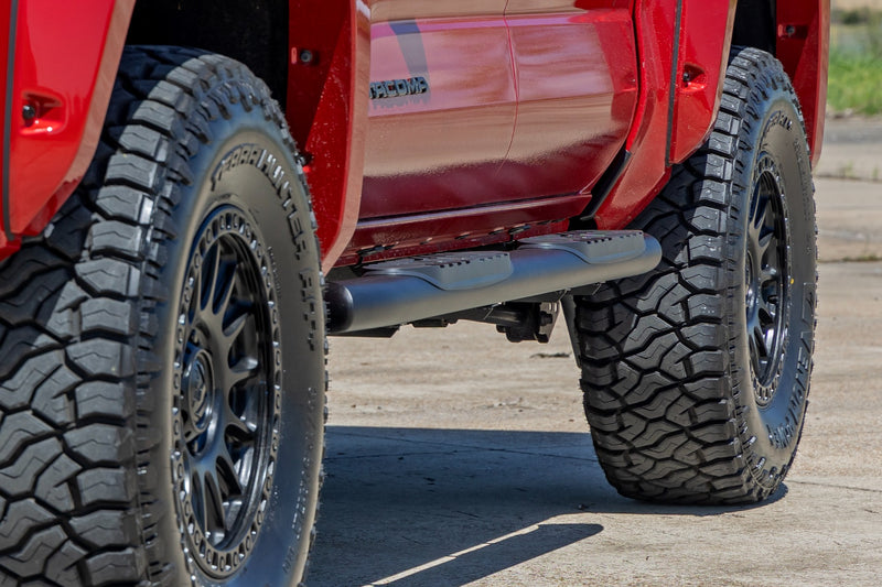 ラフカントリー オーバルナーフステップ ダブルキャブ ブラック トヨタ タコマ 2WD/4WD (2024-2026)
