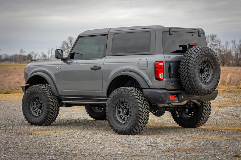 ラフカントリー OV2 ランニングボード サイドステップ 2ドア フォード Bronco (2021-2026)