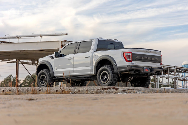 ラフカントリー 2.25インチ コイルスプリングリフトキット | フォード F-150 Raptor 4WD (2021-2026)