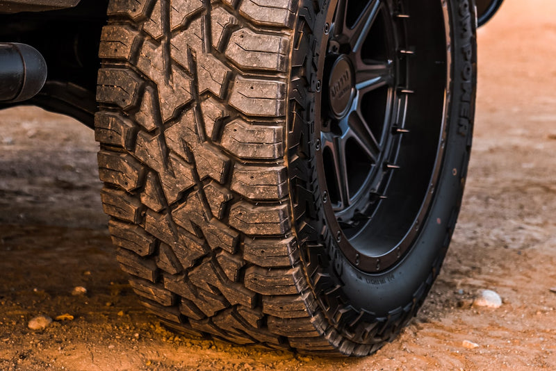 ラフカントリー Venom Terra Hunter R/T タイヤ 35x12.50R17