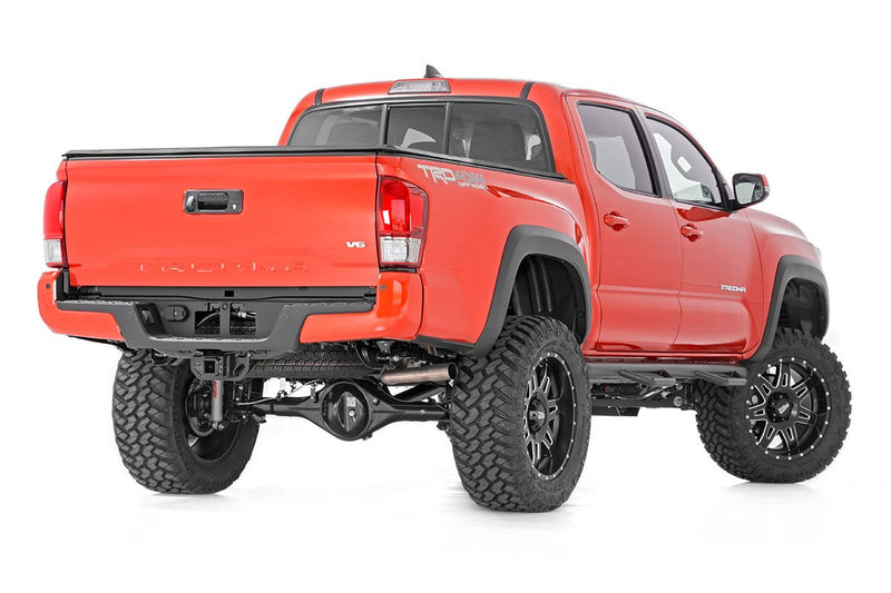 ラフカントリー ソフトトライフォールド トノーカバー | トヨタ タコマ 2WD/4WD (2016-2023)