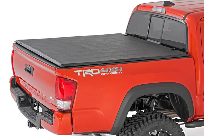 ラフカントリー ソフトトライフォールド トノーカバー | トヨタ タコマ 2WD/4WD (2016-2023)