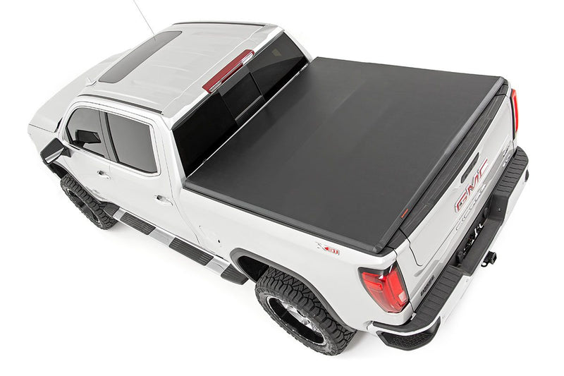 ラフカントリー ソフトトライフォールドトノーカバー | シボレー/GMC シルバラード 1500 / Sierra 1500 (2019-2026)