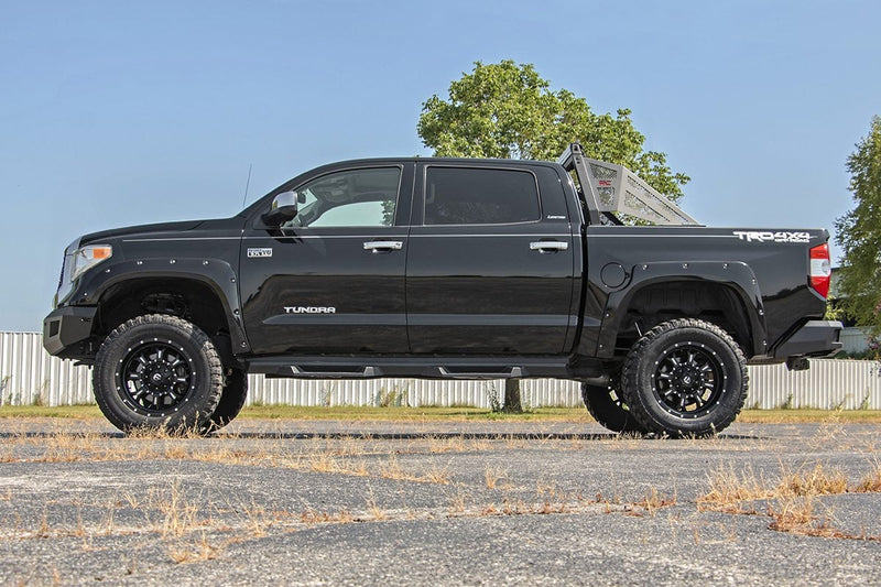 ラフカントリー トヨタ Tundra リアバンパー LED付き 2WD/4WD (2014-2021)