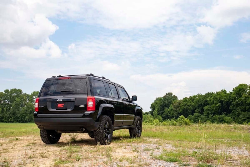 ラフカントリー 2インチ リフトアップキット | ジープ コンパス/パトリオット 4WD