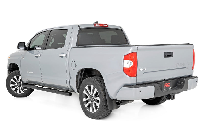 ラフカントリー オーバル ナーフステップバー クルーキャブ用 ブラック トヨタ Tundra 2WD/4WD (2007-2021)