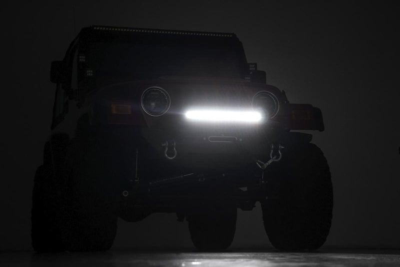 ラフカントリー フロントバンパー Rock Crawler ジープ ラングラー TJ/YJ/Unlimited (1987-2006)