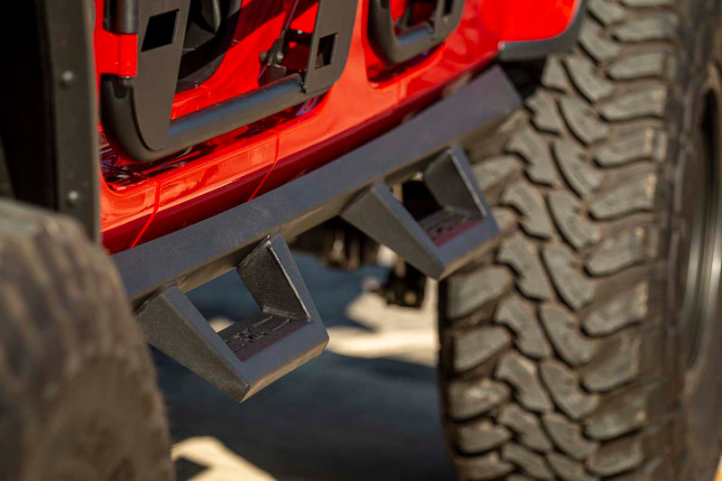 ラフカントリー コンタードドロップステップ ジープ Gladiator JT 4WD 2020-2026