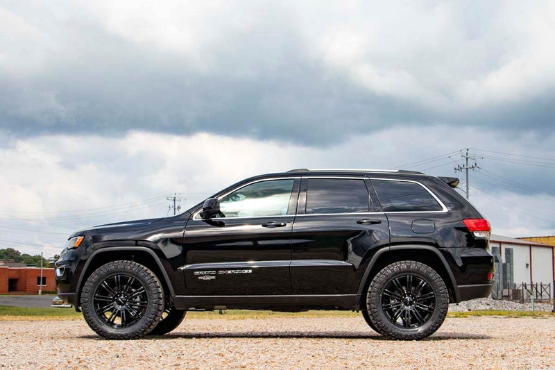 ラフカントリー 2.5インチ リフトキット | ジープ Grand Cherokee WK2 2WD/4WD (2011-2022)