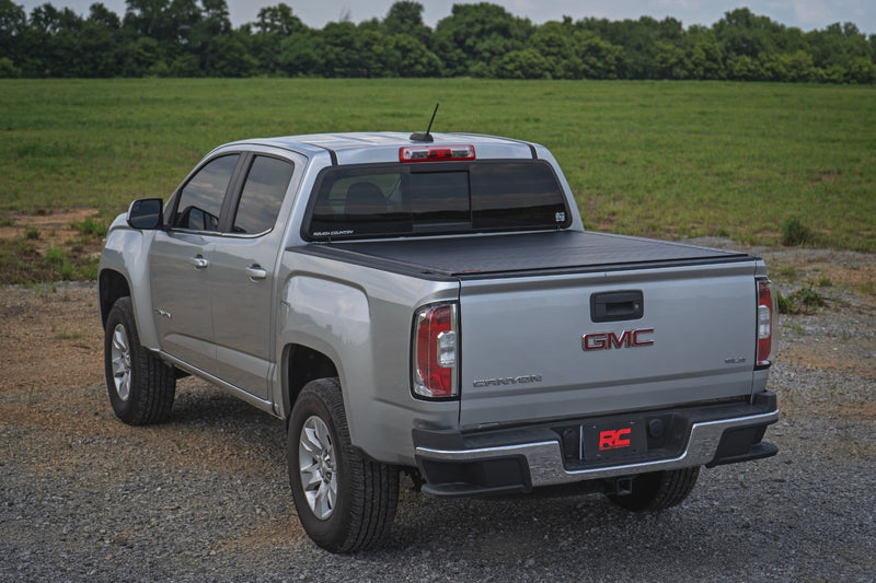 ラフカントリー ハードロールアップ トノーカバー 5フィートベッド シボレー Colorado / GMC Canyon 2015-2022