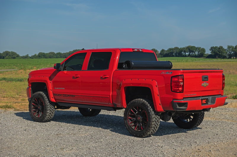 ラフカントリー ハードロールアップ トノーカバー 5'9" ベッド シボレー/GMC 1500 (2014-2018)