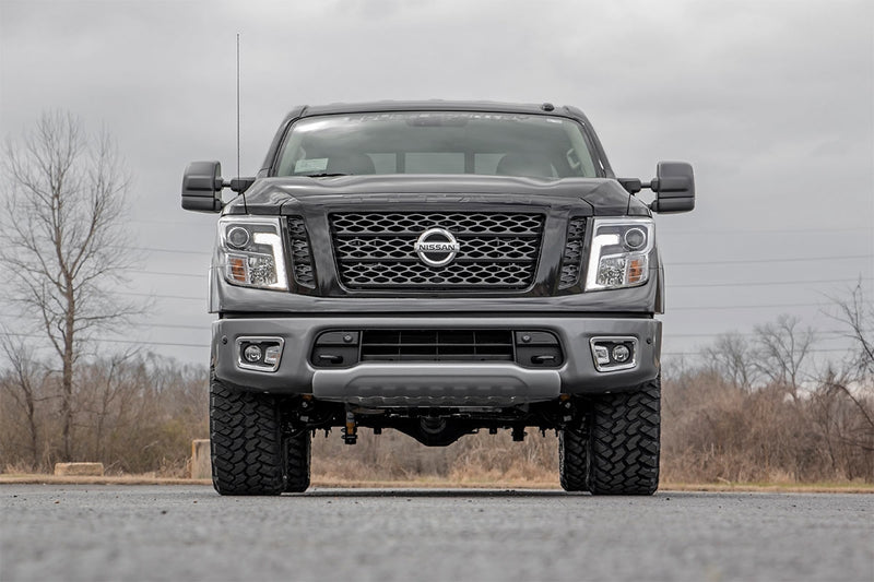 ラフカントリー ニッサン TITAN 2WD/4WD 3インチリフトキット (2004-2024)