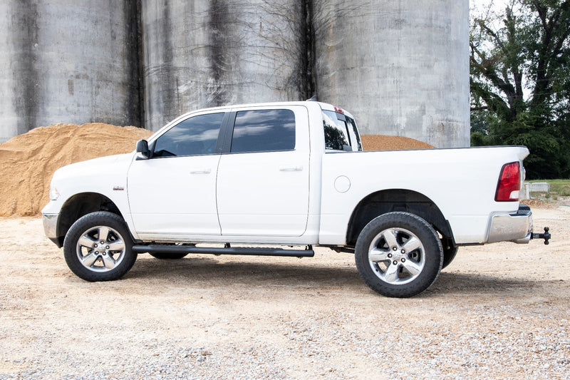 ラフカントリー オーバルナーフステップバー クルーキャブ用 ブラック ラム 1500/2500/3500 2WD/4WD
