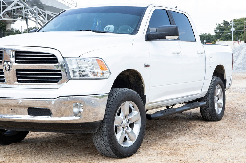 ラフカントリー オーバルナーフステップバー クルーキャブ用 ブラック ラム 1500/2500/3500 2WD/4WD
