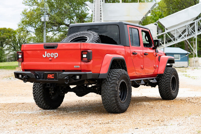 ラフカントリー ジープ Gladiator JT リアバンパー LED付き ヘビーデューティースチール 4WD (2020-2026)