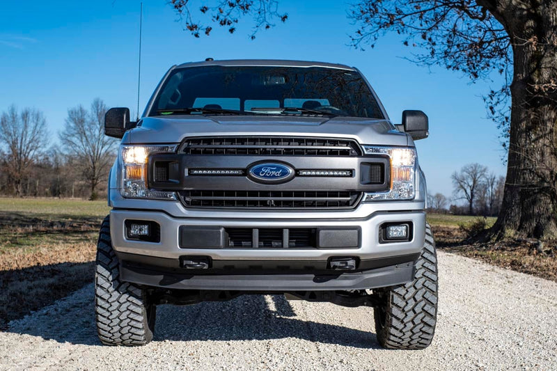 ラフカントリー LEDグリルライトキット 10インチ スリムライン | フォード F-150 XLT 2WD/4WD (2018-2020)