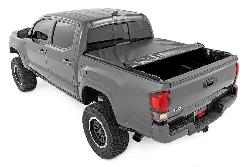 ラフカントリー ソフトロールアップ トノーカバー 5フィートベッド | トヨタ タコマ 2WD/4WD 2016-2023