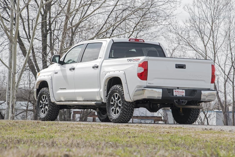 ラフカントリー 2.5〜3インチ レベリングキット | トヨタ Tundra 4WD (2007-2021)