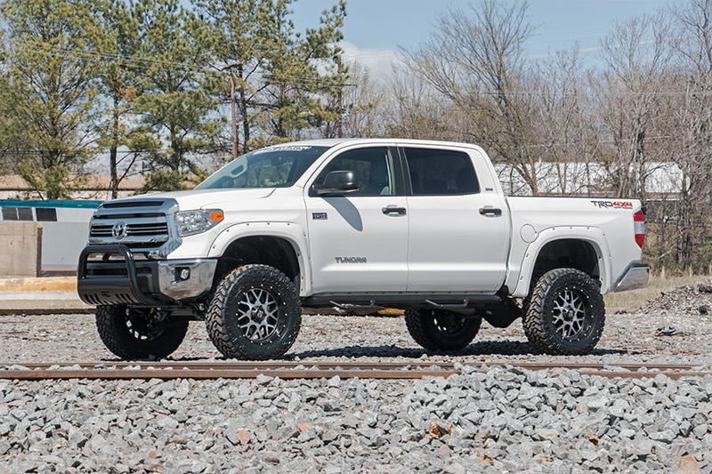 ラフカントリー 6インチ リフトキット | トヨタ Tundra 2WD/4WD (2016-2021)