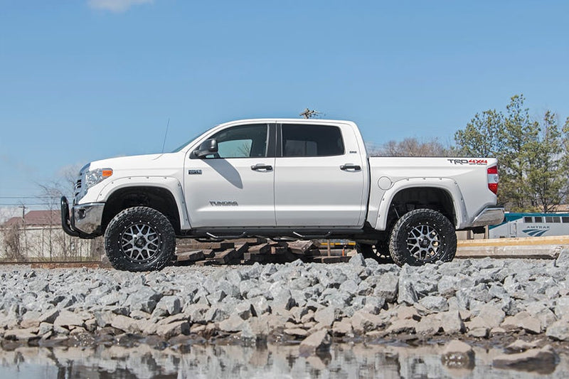 ラフカントリー 6インチ リフトキット | トヨタ Tundra 2WD/4WD (2016-2021)
