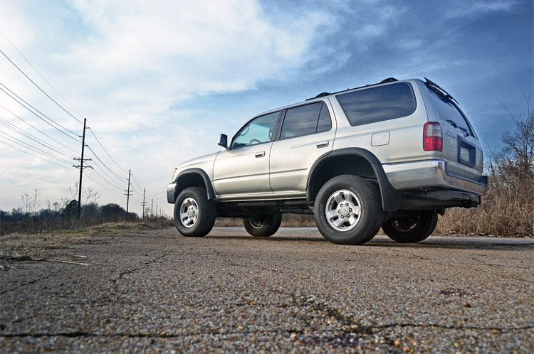 ラフカントリー 3インチ リフトキット | トヨタ 4Runner 2WD/4WD (1996-2002)