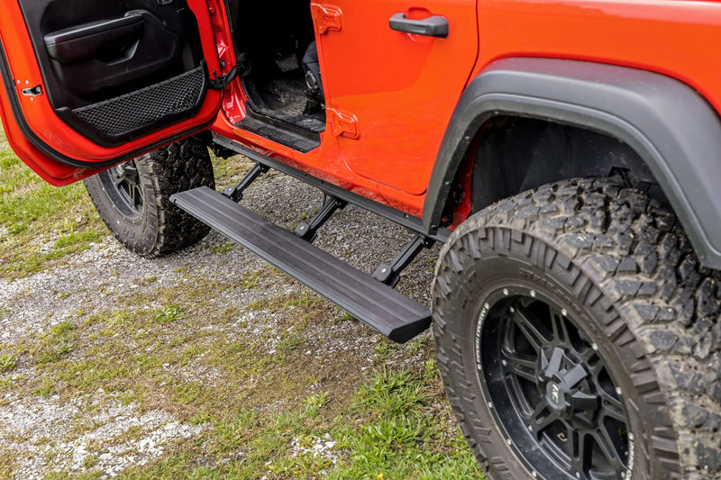 Rough Country | 電動ステップキット RETRACT STEP KIT